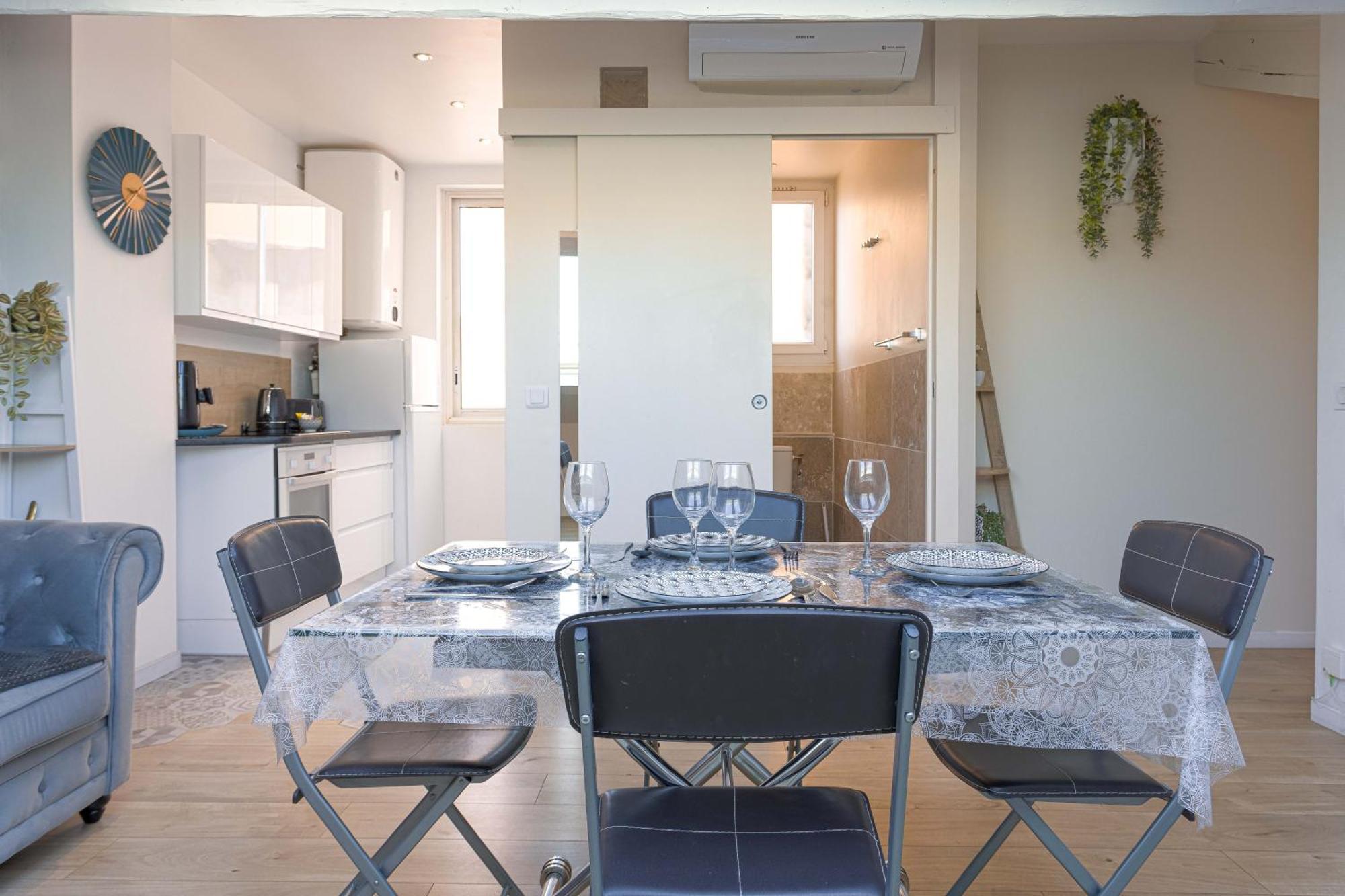 Bulle D'azur - 10mn From Palais&beaches, Air Conditioning, Center Apartment Cannes